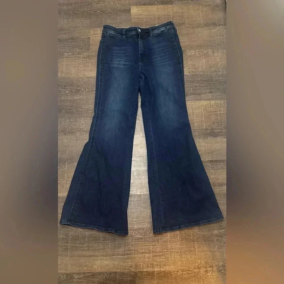 We The Free Denim - Free-people We The Free Flare Wide Leg High Waist Dark Blue Jeans Size 32